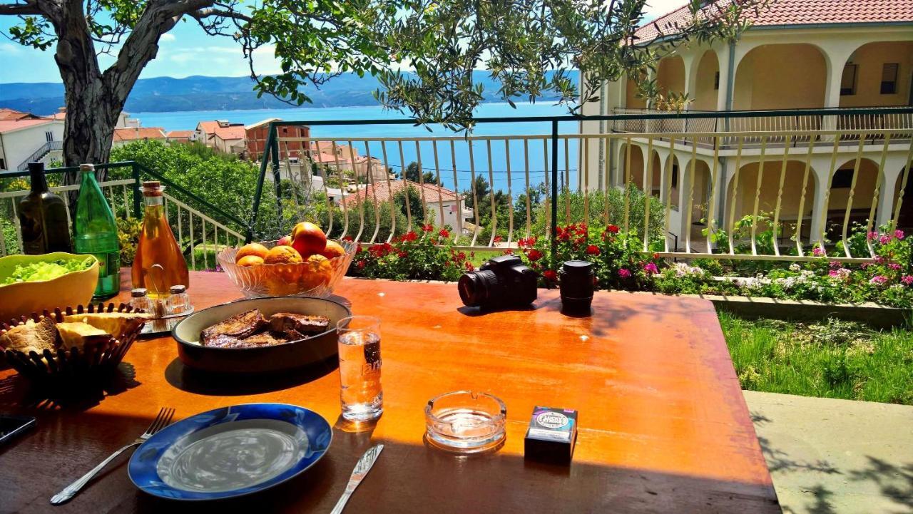 Holiday Home Jozo Omiš Eksteriør bilde